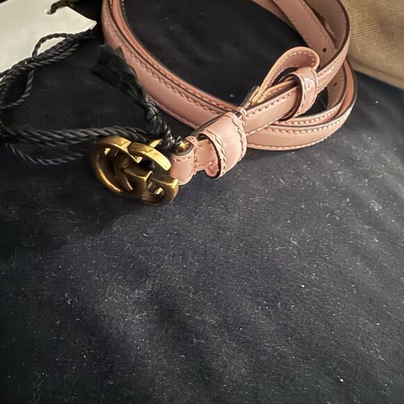 Brand new Gucci Pink thin Leather Belt comes with box and dustbag size 80 - Picture 12 of 13
